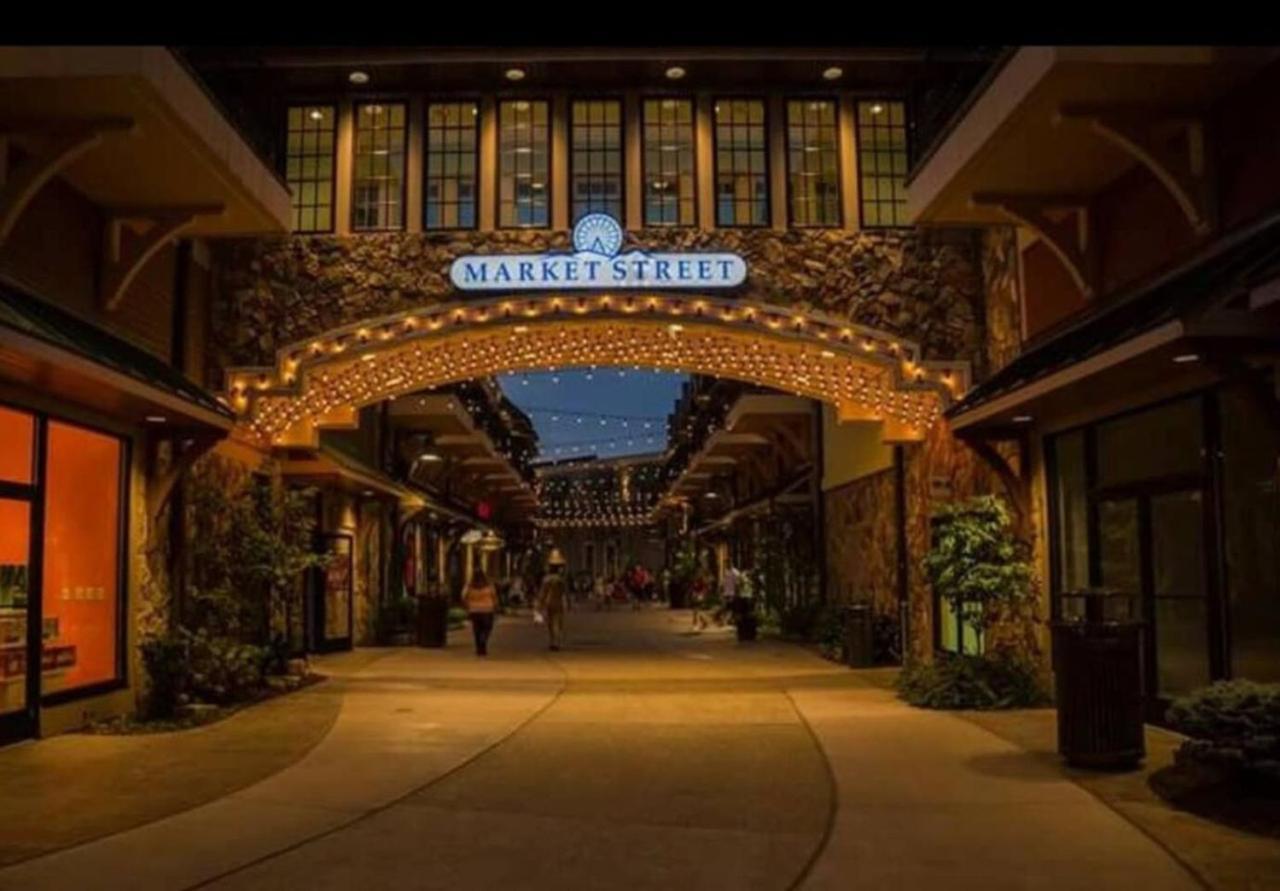 Gt307 Romantic Condo Downtown Gatlinburg & Pool Экстерьер фото