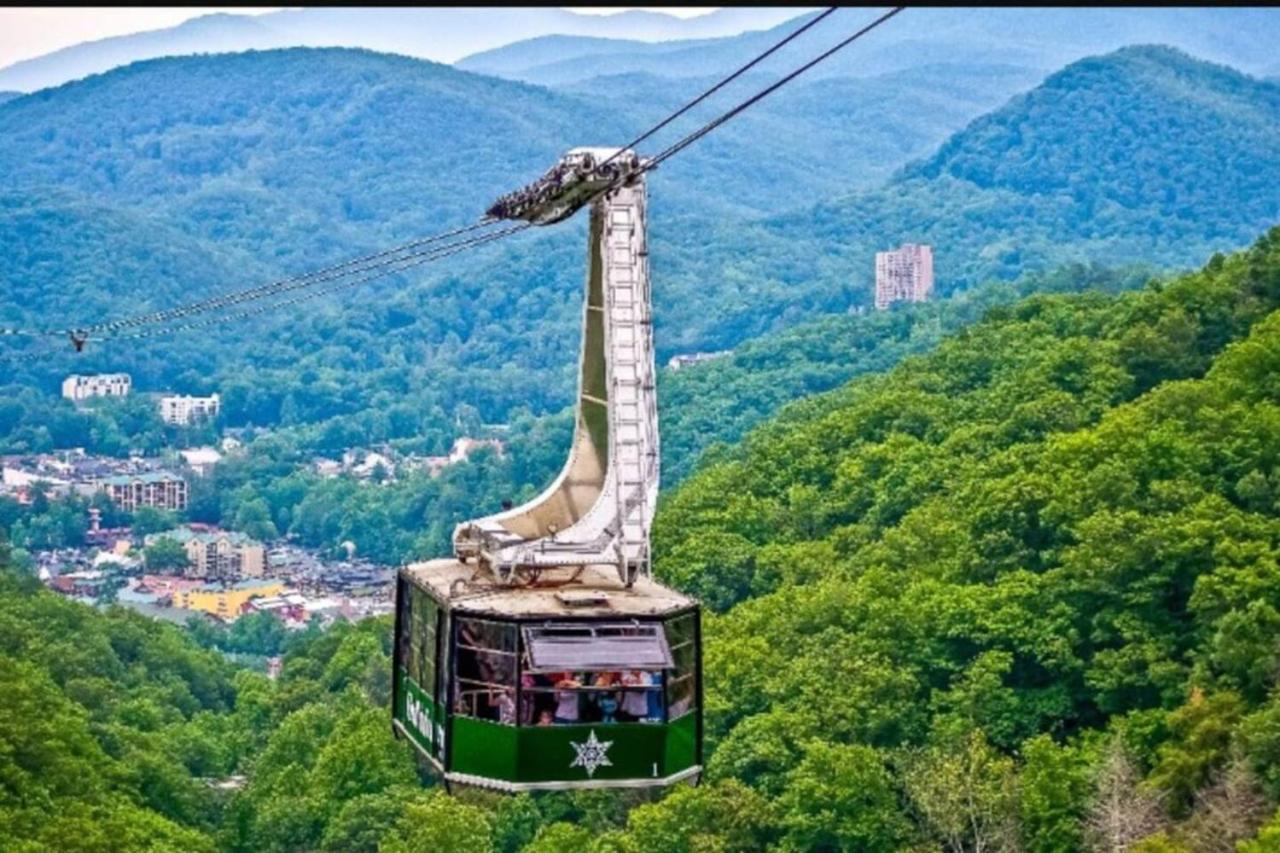 Gt307 Romantic Condo Downtown Gatlinburg & Pool Экстерьер фото
