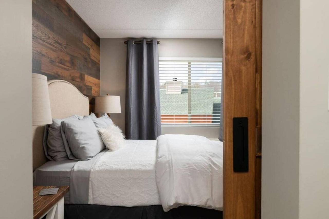 Gt307 Romantic Condo Downtown Gatlinburg & Pool Экстерьер фото