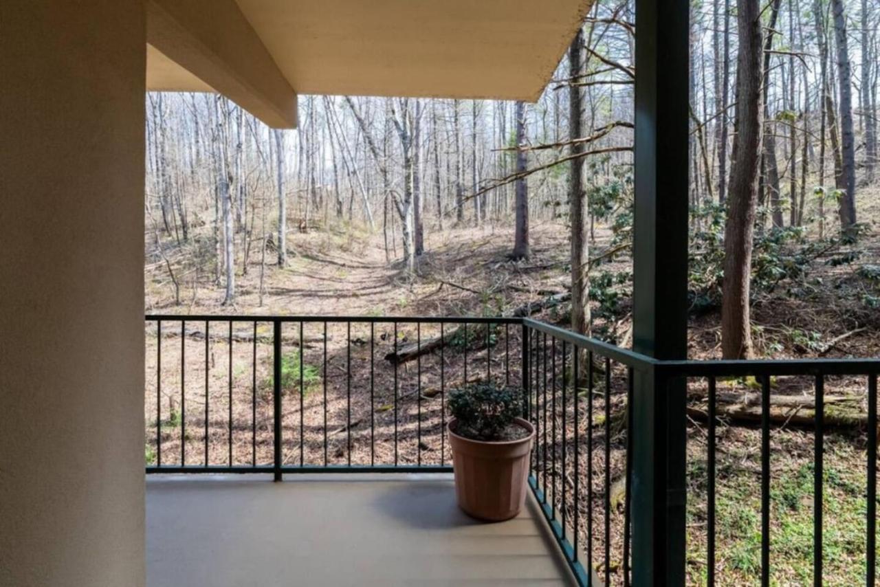 Gt307 Romantic Condo Downtown Gatlinburg & Pool Экстерьер фото